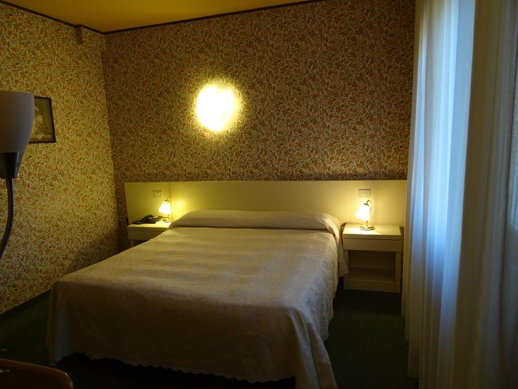 Hotel La Pergola Barga Exteriér fotografie