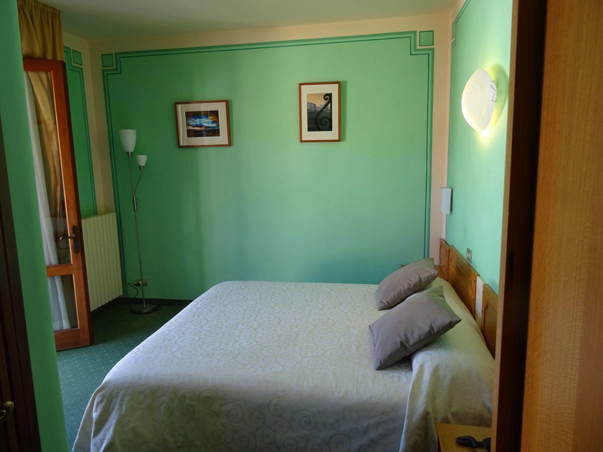 Hotel La Pergola Barga Exteriér fotografie