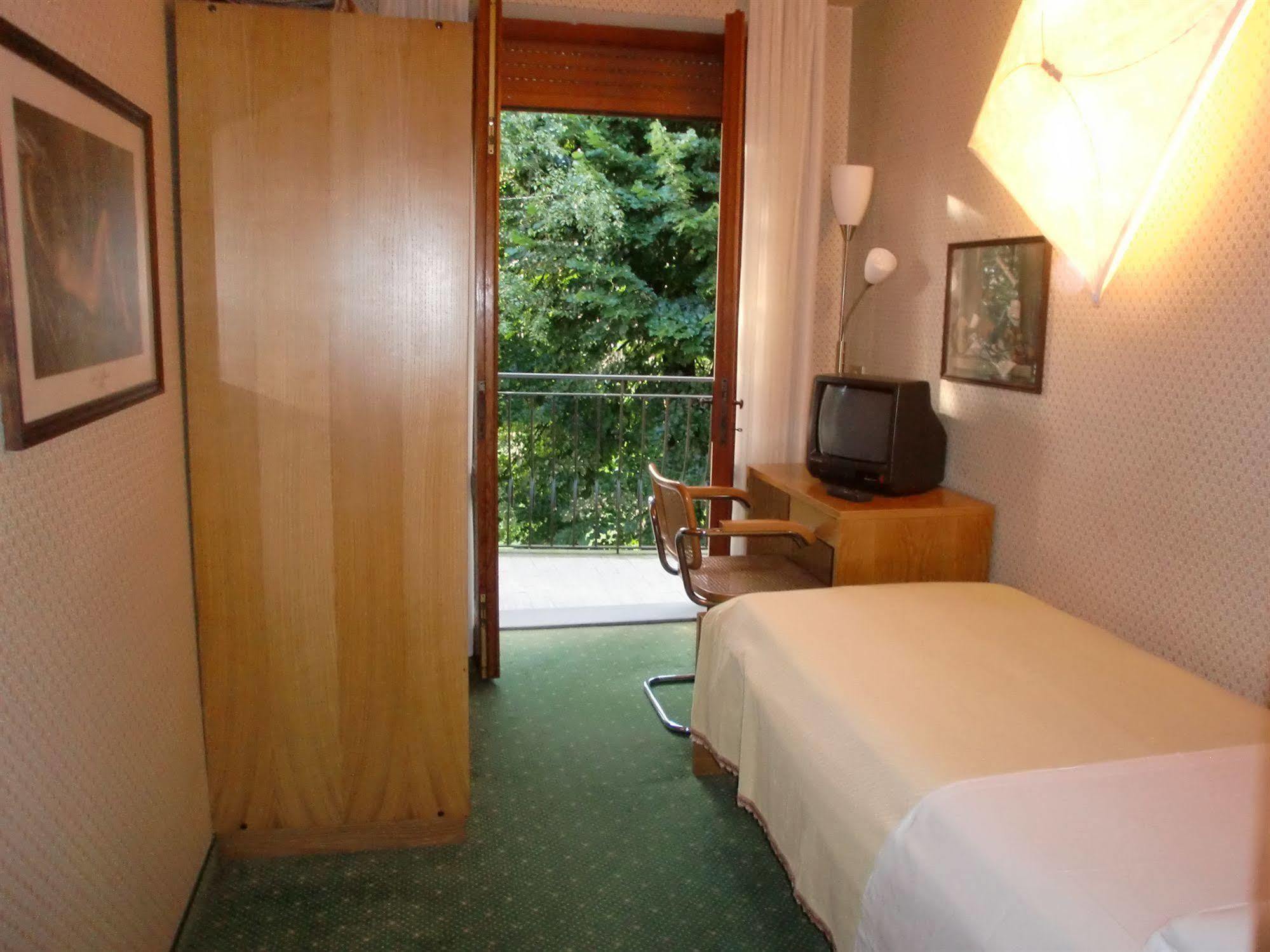 Hotel La Pergola Barga Exteriér fotografie