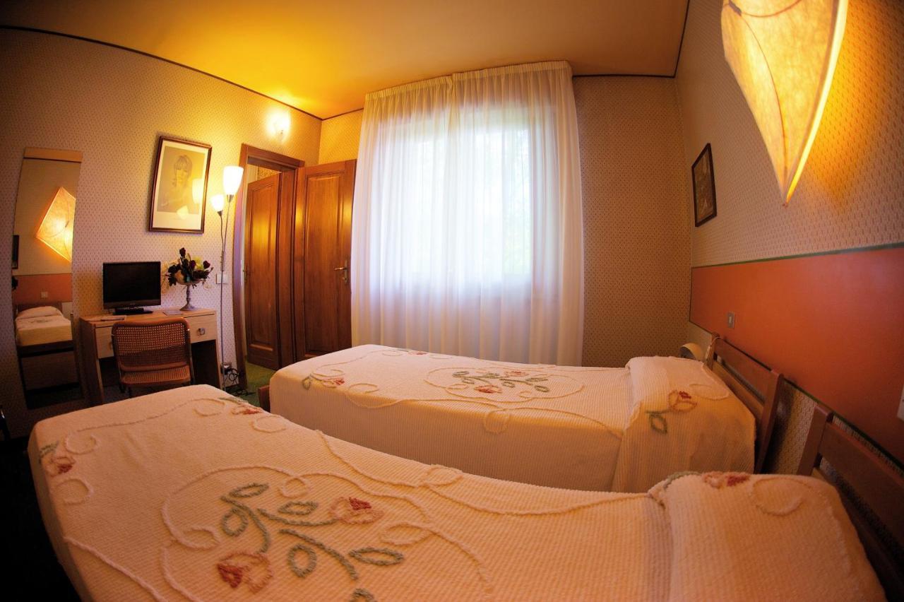Hotel La Pergola Barga Exteriér fotografie